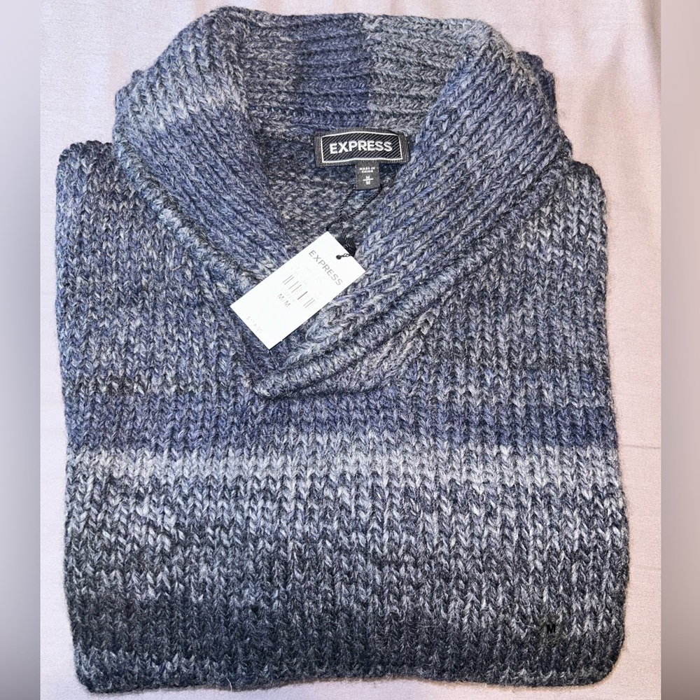 Express men’s NWT wool blend sweater Medium